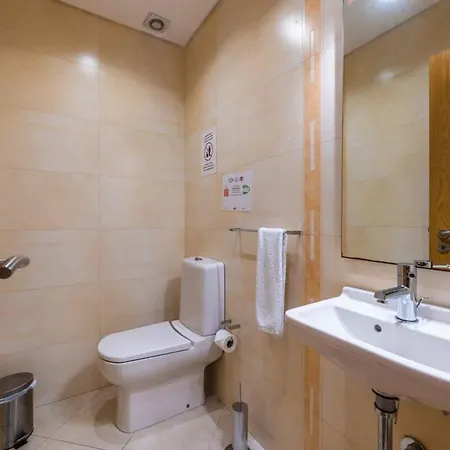 Villa Hugo - Bright Modern Walk To Restaurants *